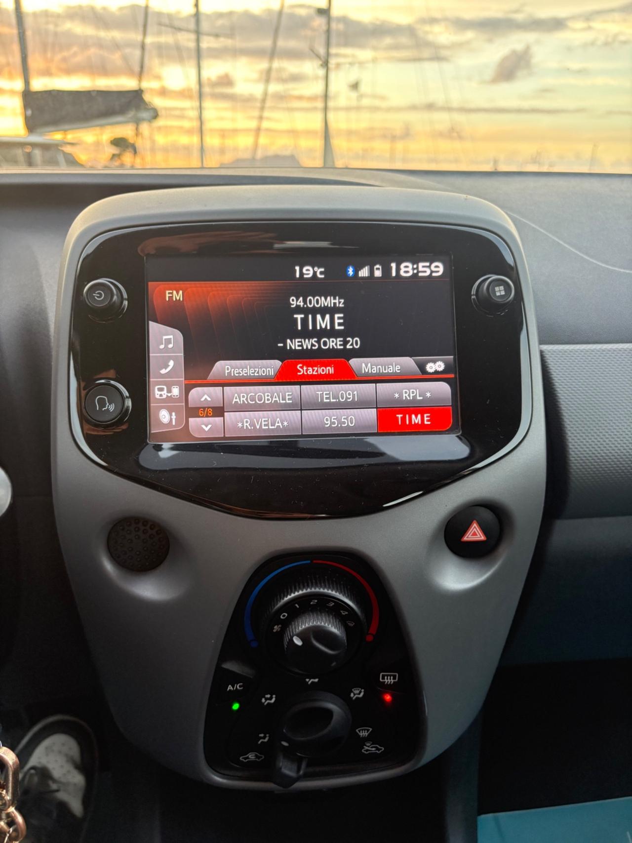 Peugeot 108 VTi 72 5 porte Allure