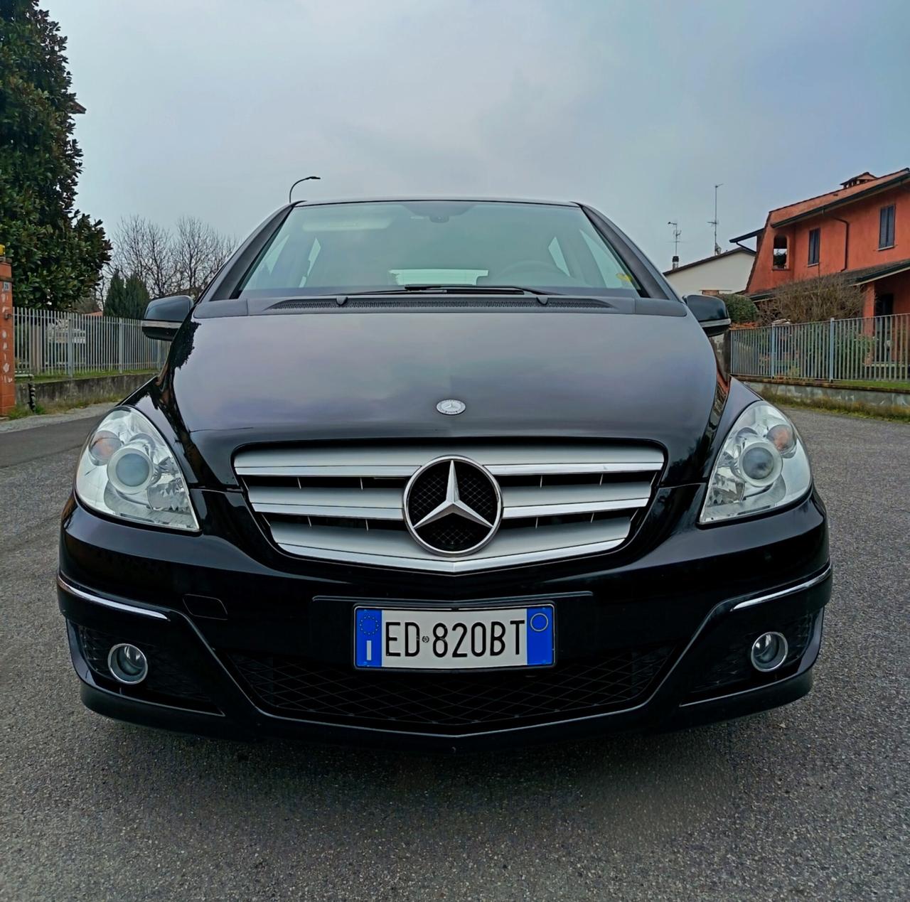 Mercedes-benz B 180 NGT BlueEFFICIENCY Premium