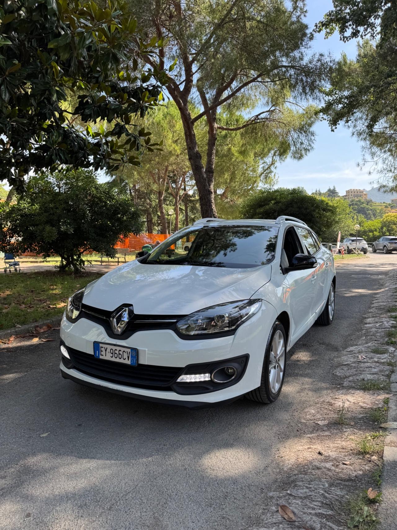 Renault Megane Mégane 1.5 dCi 110CV EDC SporTour Wave