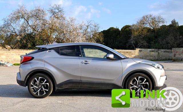 TOYOTA C-HR 1.8 Hybrid E-CVT Style