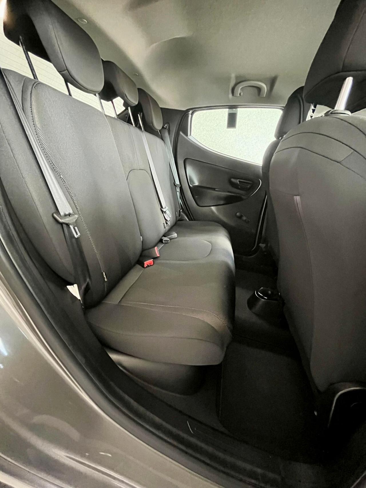 Lancia Ypsilon 1.2 69 CV 5 porte GPL Ecochic Gold