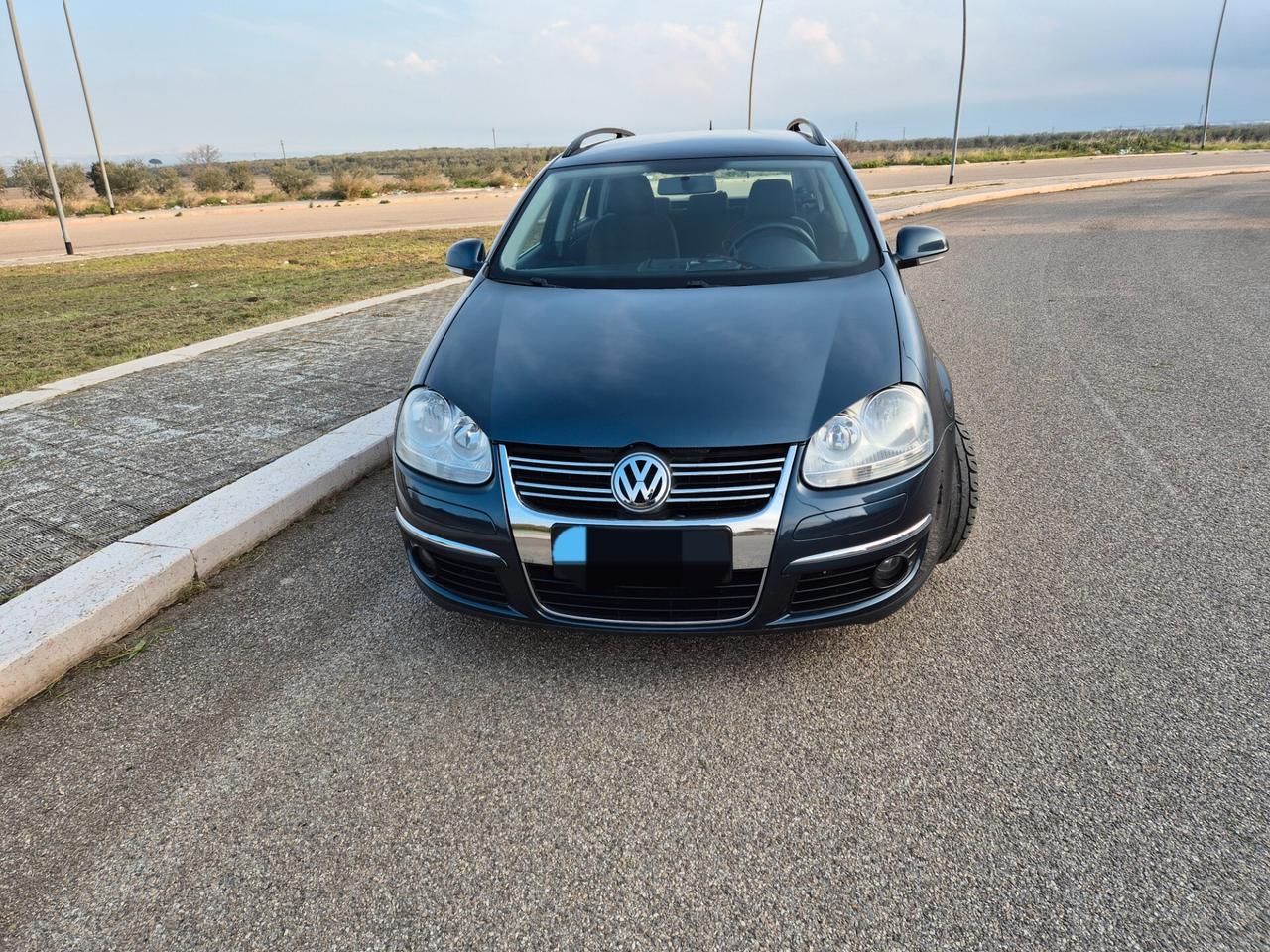 Volkswagen Golf Var. 2.0 TDI DPF Sportline 08