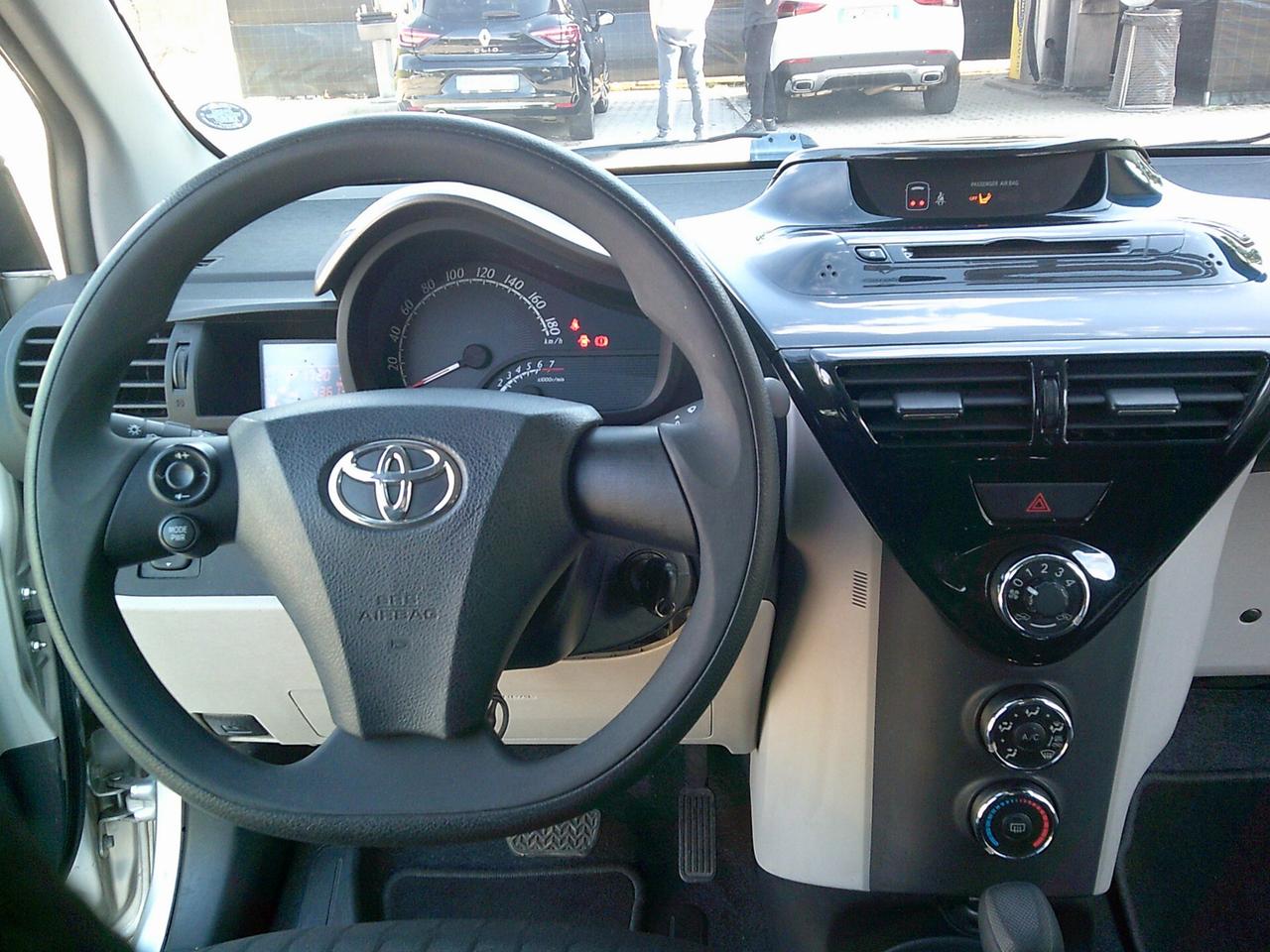 Toyota iQ 1.0 CVT Trend*Solo Km 43000*Unipro'*