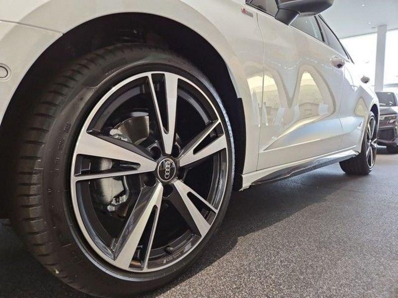 Audi A3 SPB 35 TFSI S tronic S line Led Matrix 18" Pelle Camera