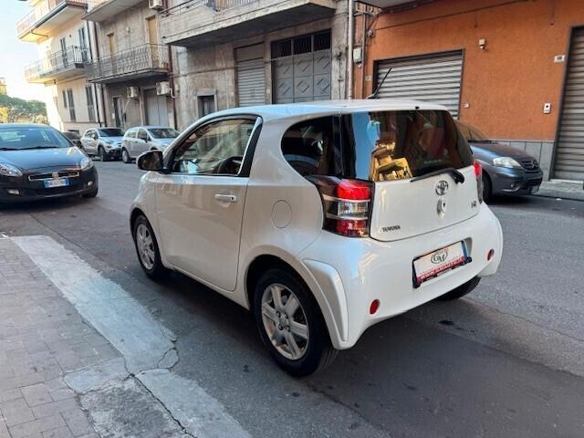 Toyota iQ 1.0 Sol - Cambio Automatico