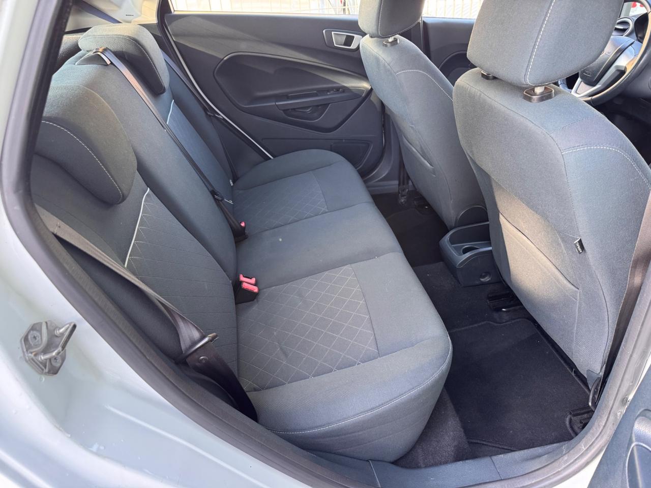 Ford Fiesta 1.2 60CV 5p. Neopaten garanzia 12 mesi