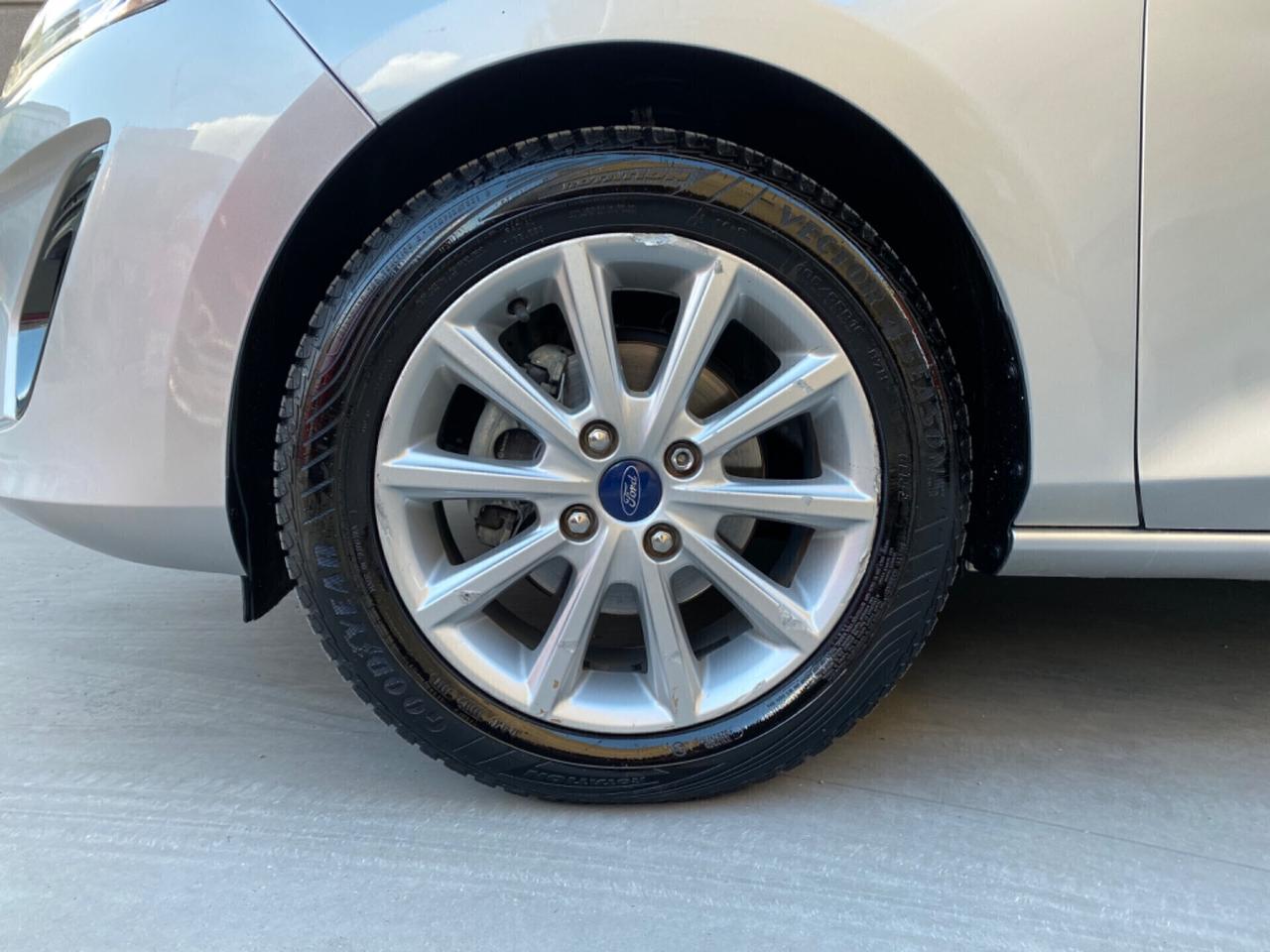 Ford Fiesta 1.1 Benzina