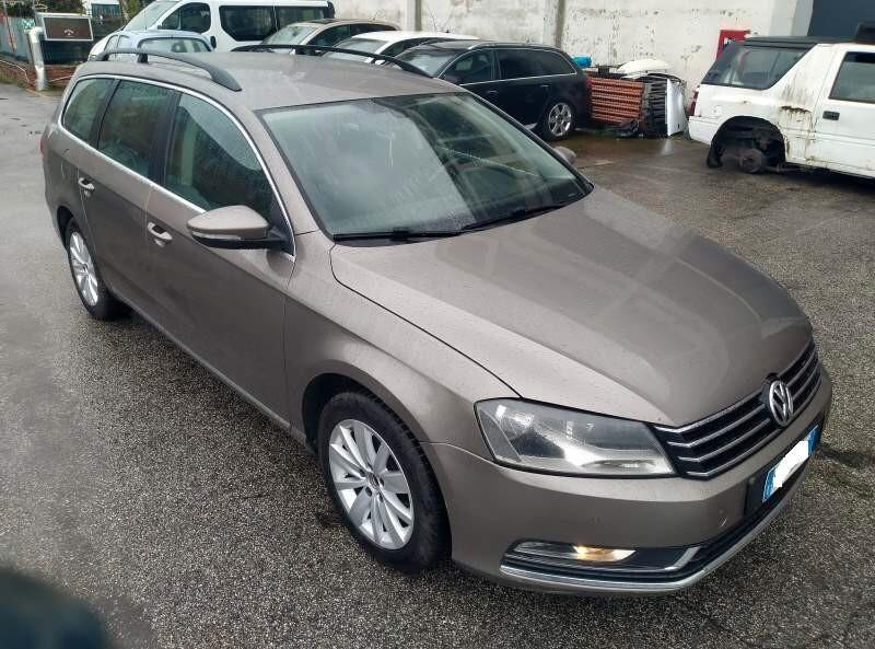 Volkswagen Passat Var. 1.4 TSI DSG Comfort. EcoFuel CON PROBLEMI AL CAMBIO!!!!!!