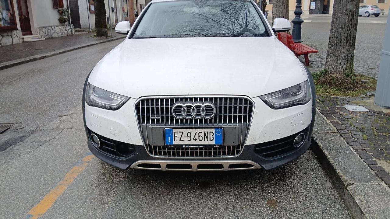 Audi A4 allroad 2.0 TDI 177 CV Advanced Tetto Navi