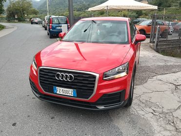 Audi Q2 30 TDI Business Design