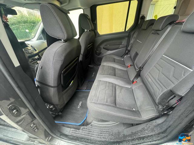FORD Tourneo Connect 1.5 TDCi 120 CV Titanium