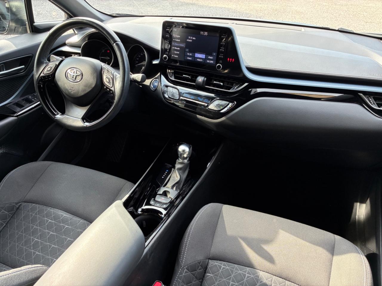 Toyota C-HR 1.8 Hybrid E-CVT Lounge