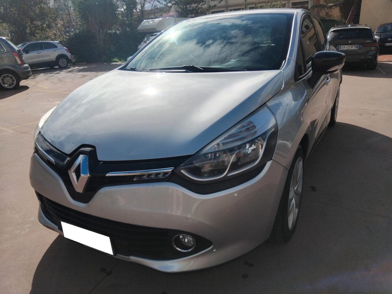 RENAULT CLIO 1.5 DCI 2015 ACCETTO PERMUTA