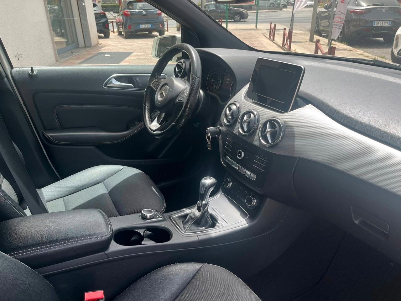 Mercedes-benz B 200 d Business