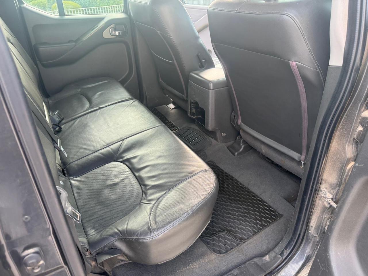 Nissan Navara 2.5 dCi 4 porte Double Cab XE