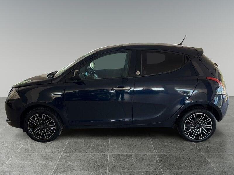 Lancia Ypsilon 1.2 69 CV 5 porte GPL Ecochic Gold