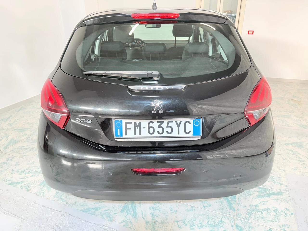 Peugeot 208 BlueHDi 75 5 porte Allure