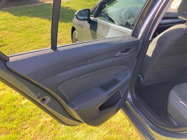 Volkswagen Golf serie 8 motore 2.0 TDI 116 cv cambio DSG allestimento STYLE