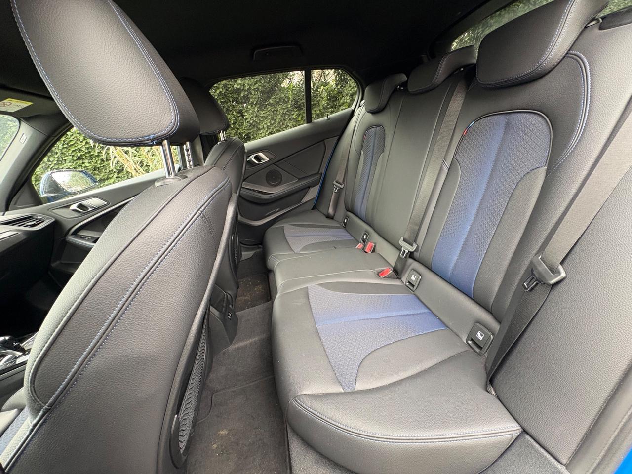 Bmw 120i 5p. Msport auto