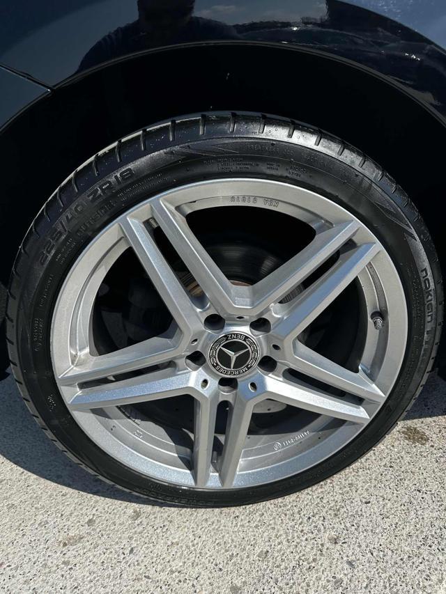 MERCEDES-BENZ A 200 Automatic Sport