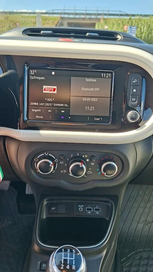 Renault Twingo 1.0 BENZINA SCe