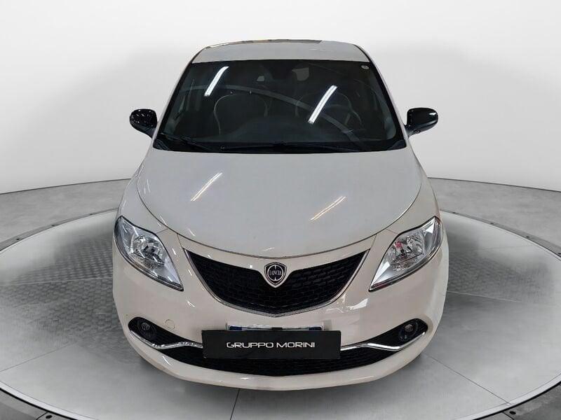 Lancia Ypsilon 1.2 69 CV 5 porte Silver