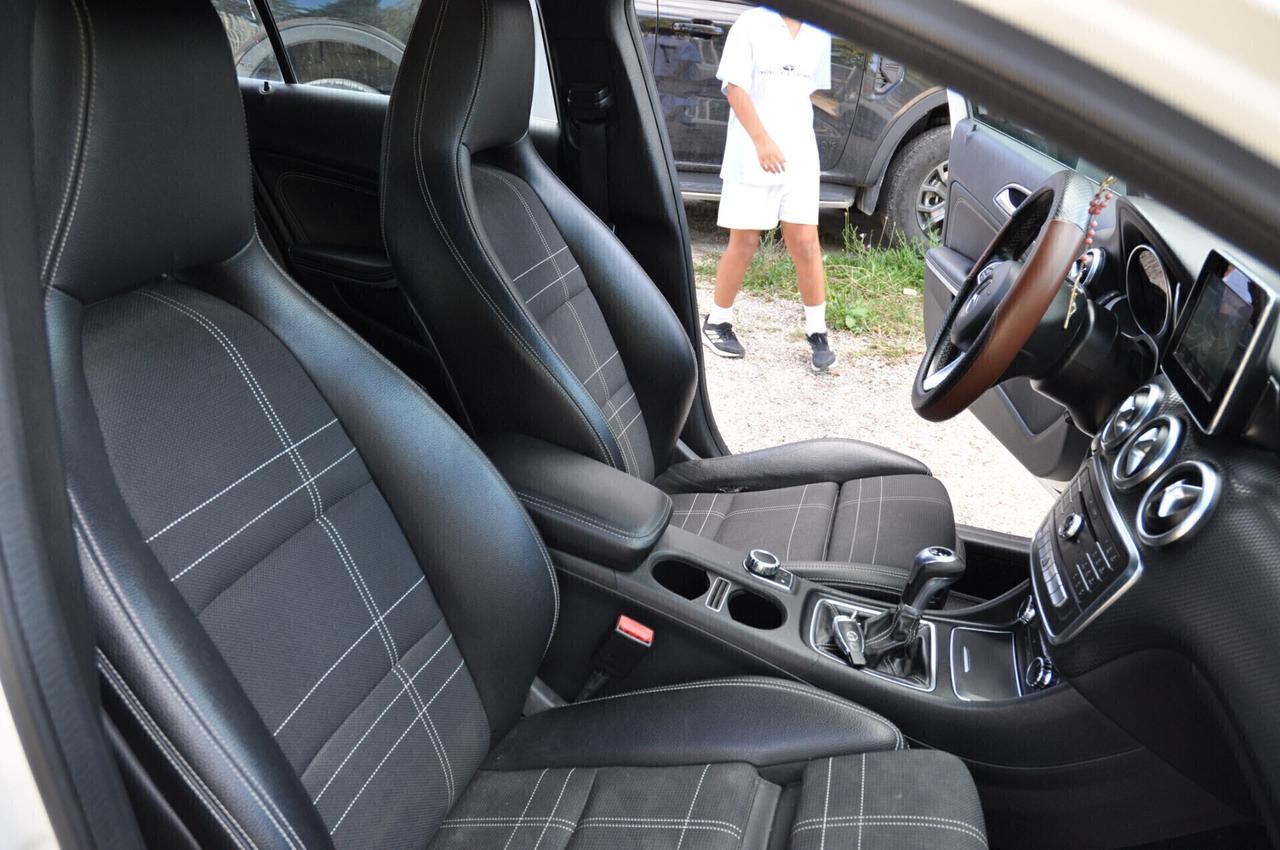 Mercedes-benz A 180 d Sport GANCIO TRAINO