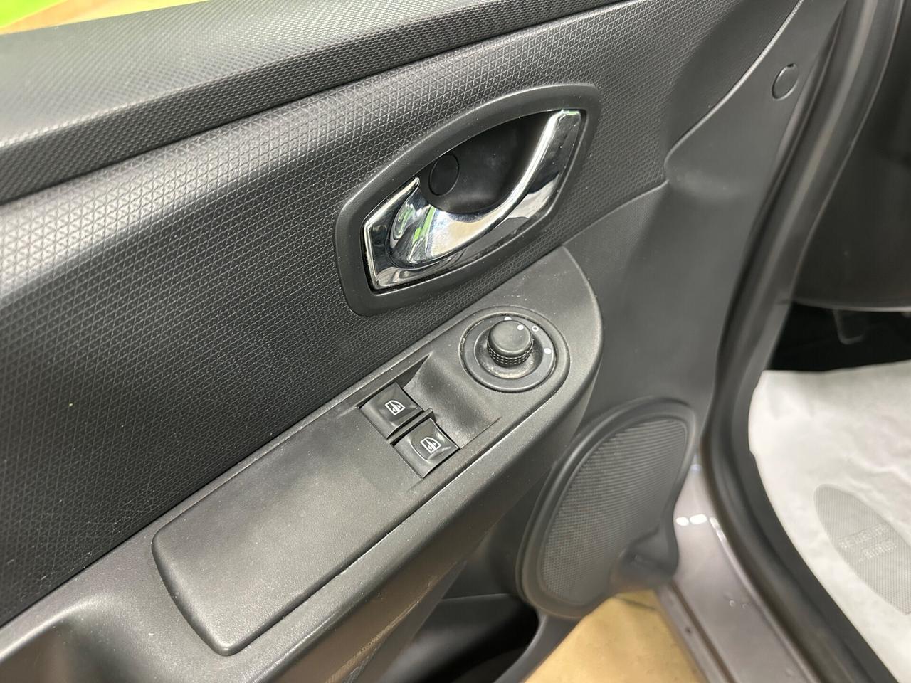 Renault Clio 1.5 dCi 8V 75CV 5 porte Live