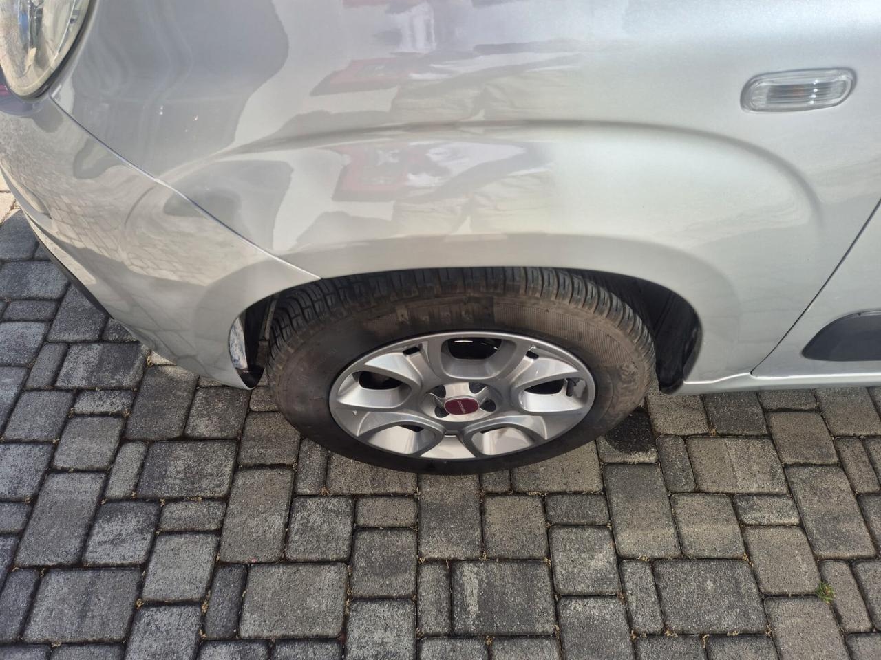 Fiat Panda 0.9 TwinAir Turbo Natural Power Lounge