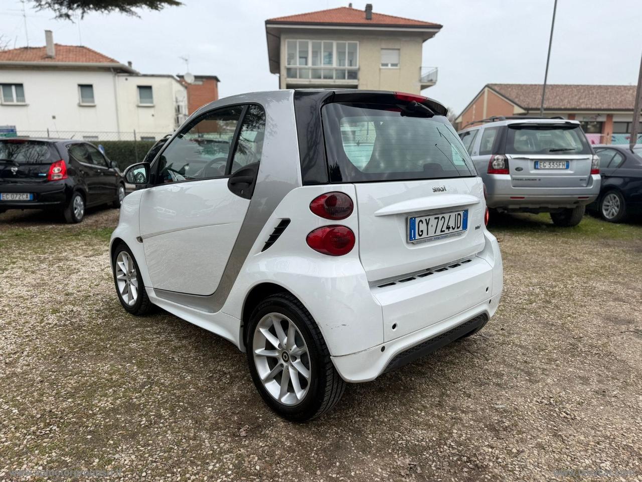 SMART fortwo 1000 52 kW MHD coupé passion