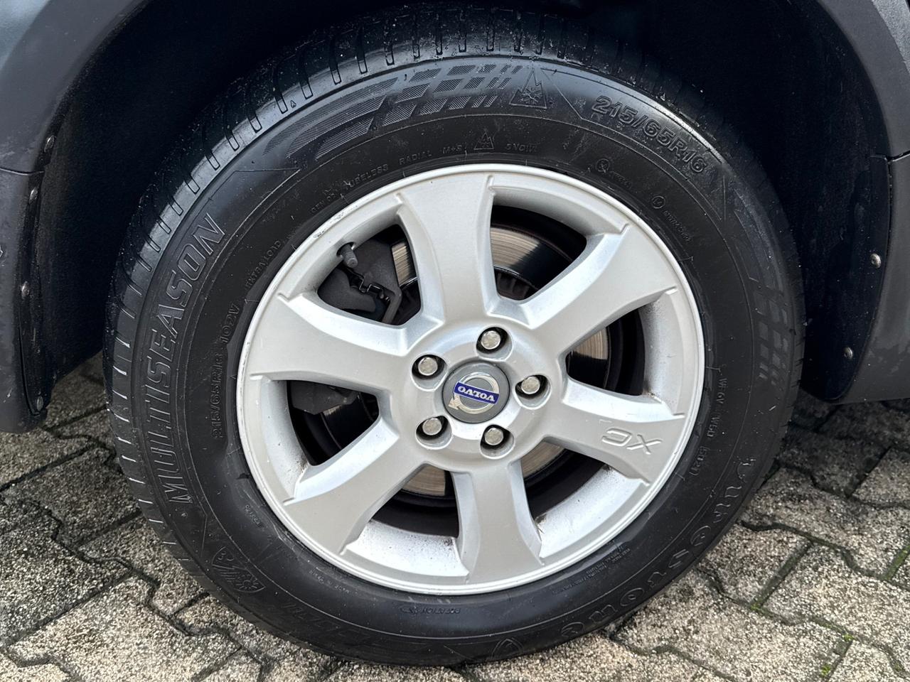 Volvo XC 70 D5 4X4 Summum 2.4D 185CV