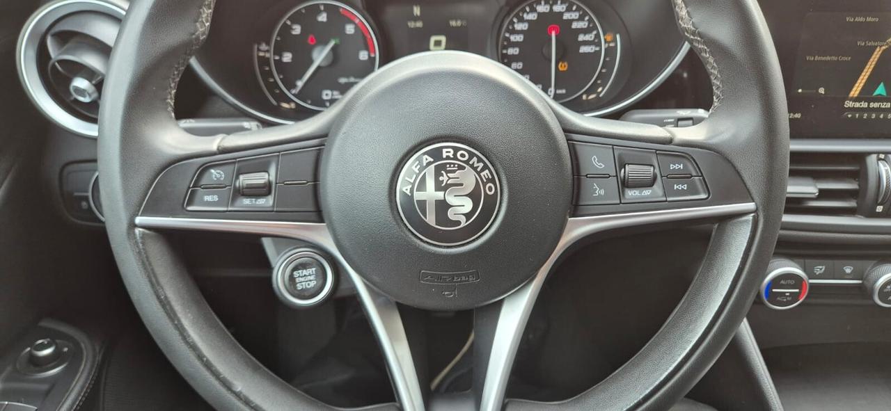 Alfa Romeo Giulia 2.2 Mj 150CV Bus.-km82.000-2017