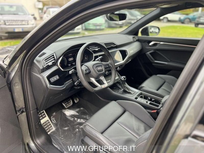 Audi Q3 SPB 35 TFSI Identity Black