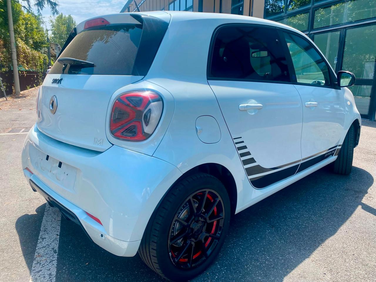 smart forFour EQ edition one, Brabus STYLE CAMERA, FULL LED
