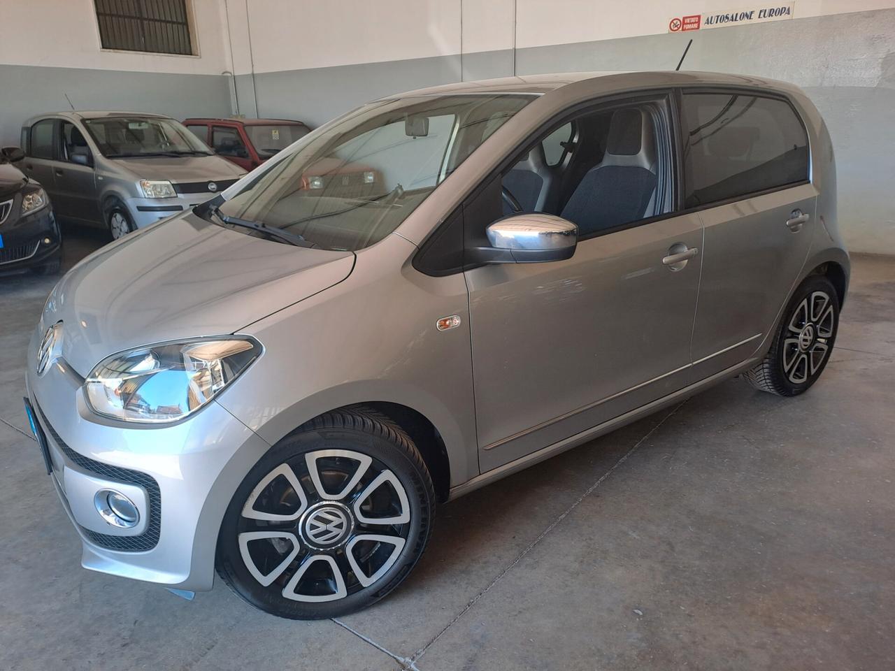 Volkswagen up! 1.0 75 CV 5p. high