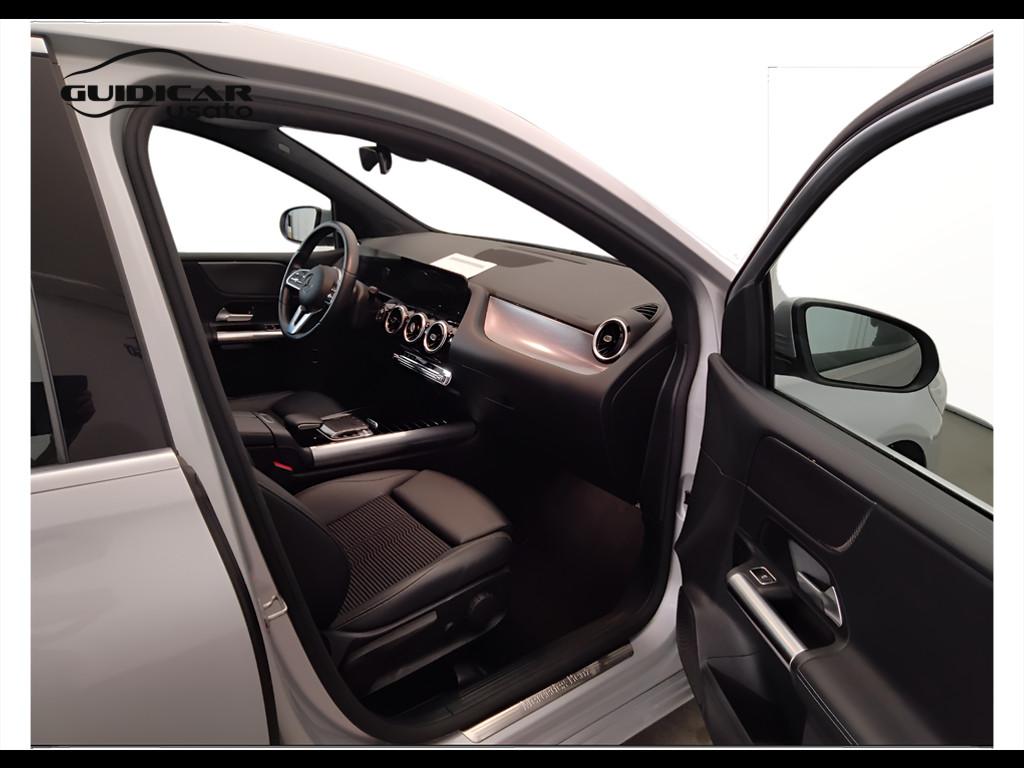 Mercedes-Benz Classe B - W247 2018 - B 180 d Sport Plus auto