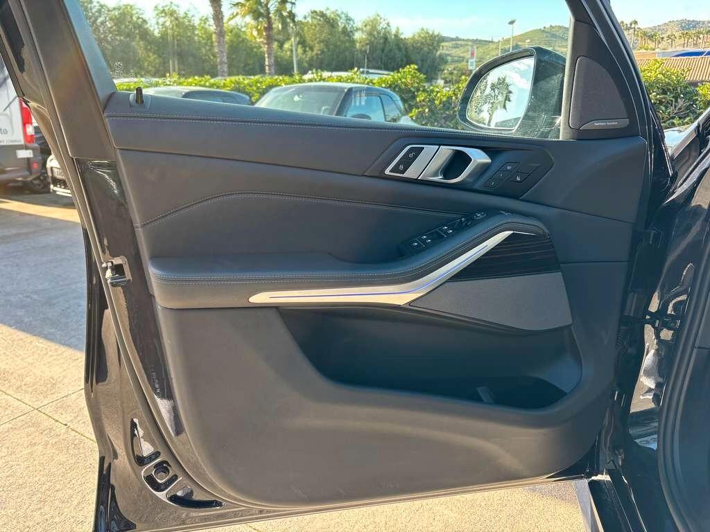 Bmw X5 M xDrive30d 2024 / solo 40.000 KM IVA ESPOSTA Tua a soli 749 Euro al mese