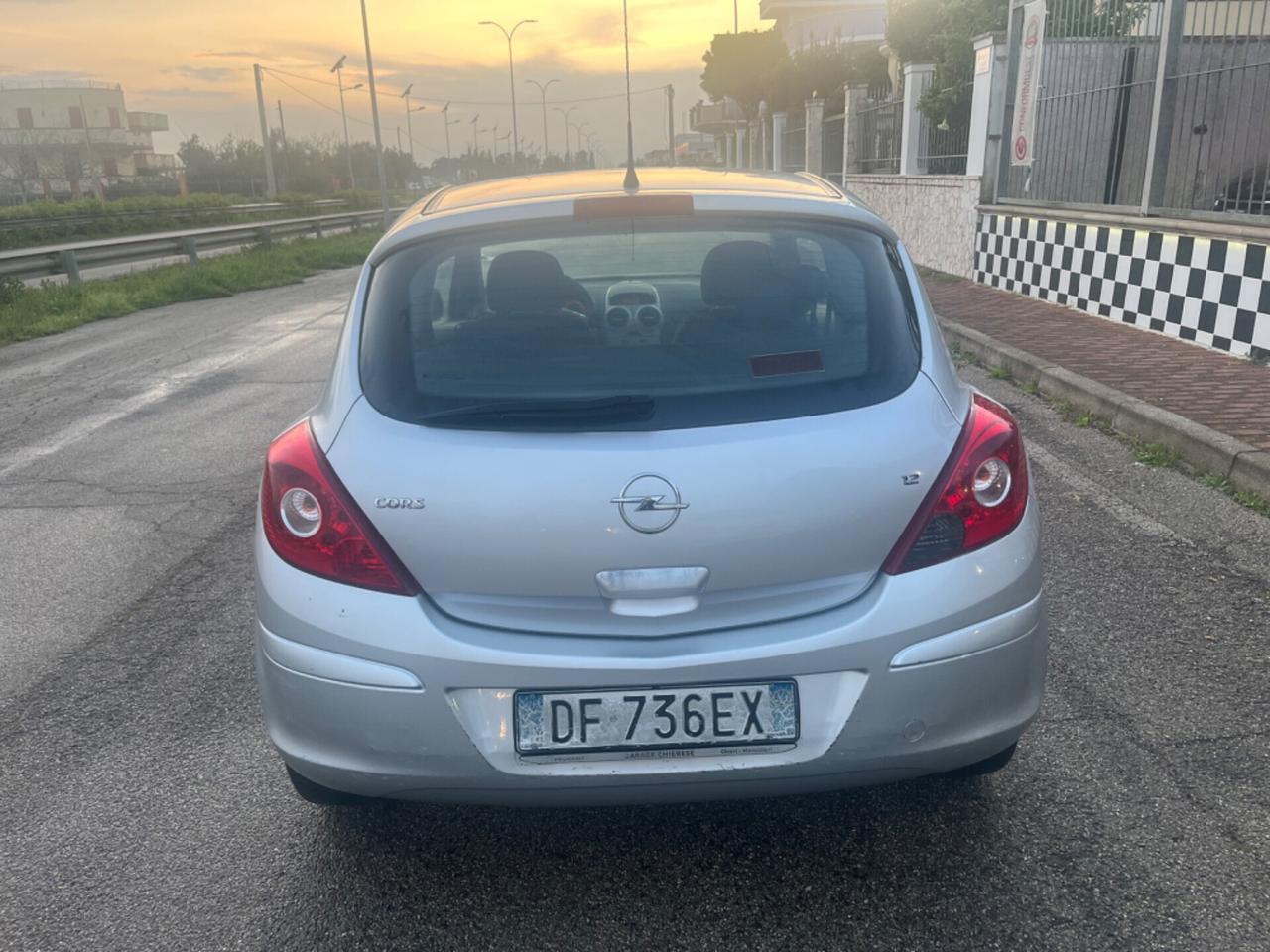 Opel Corsa 1.2 3 porte Club 2007