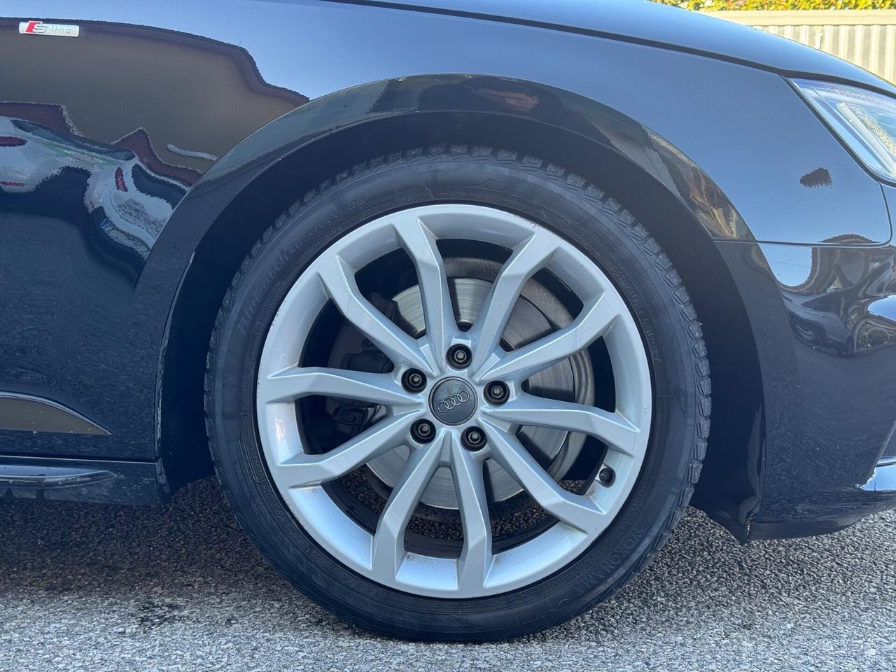 Audi A4 2.0 TDI 150 CV ultra S-Line Sport