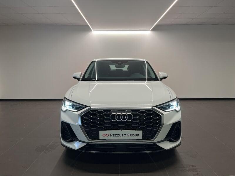 Audi Q3 Audi Sportback Business Plus 45 TFSI e 180(245) kW(CV) S tronic