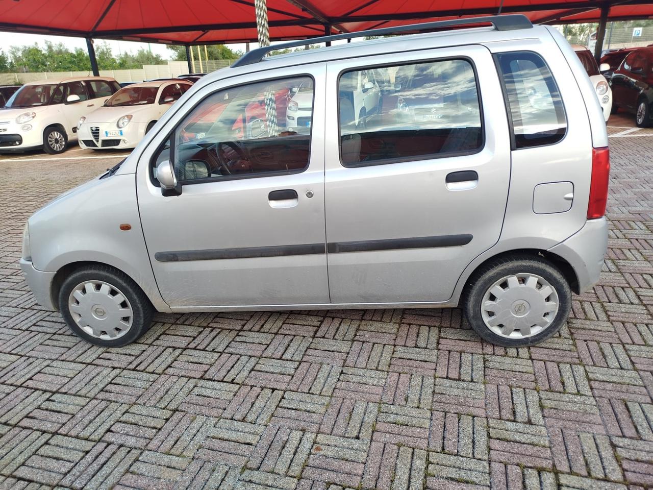 Opel Agila 1.2 16V Comfort
