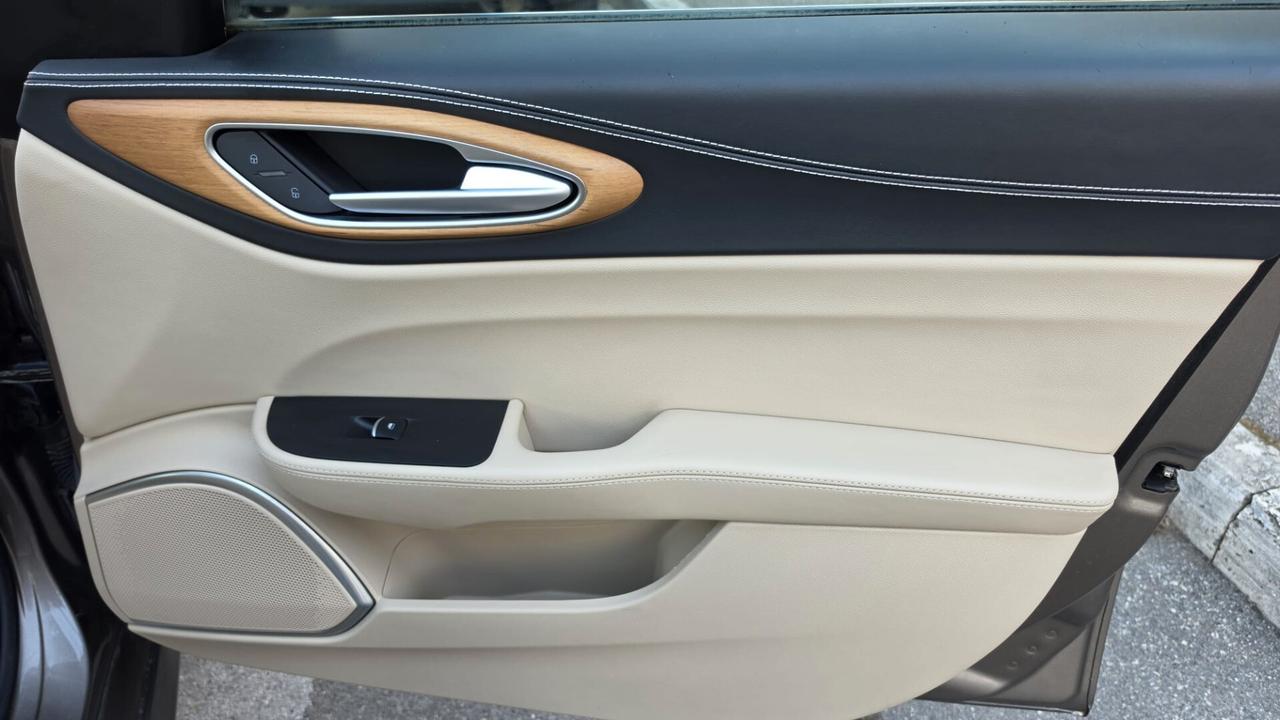 Alfa Romeo Giulia 2.2 Turbodiesel 180 CV Business Sport UNICO PROPRIETARIO