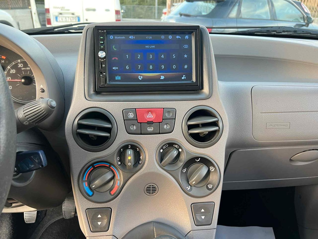 Fiat Panda 1.3 MJT 4x4 --BEN TENUTA-