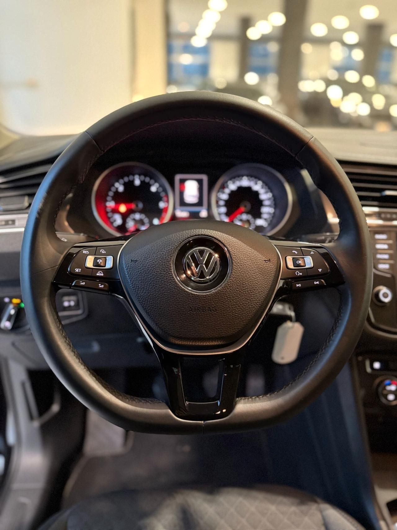 Volkswagen Tiguan 2.0 TDI 4MOTION Business BMT