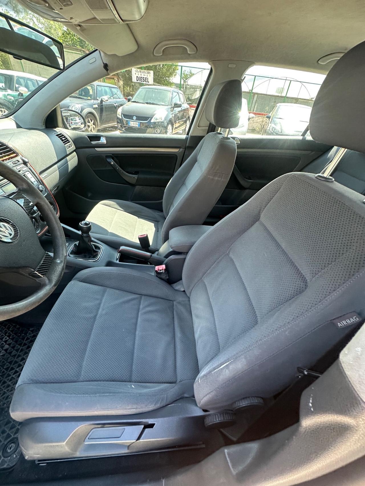 Volkswagen Golf 1.6 5p. Comfortline