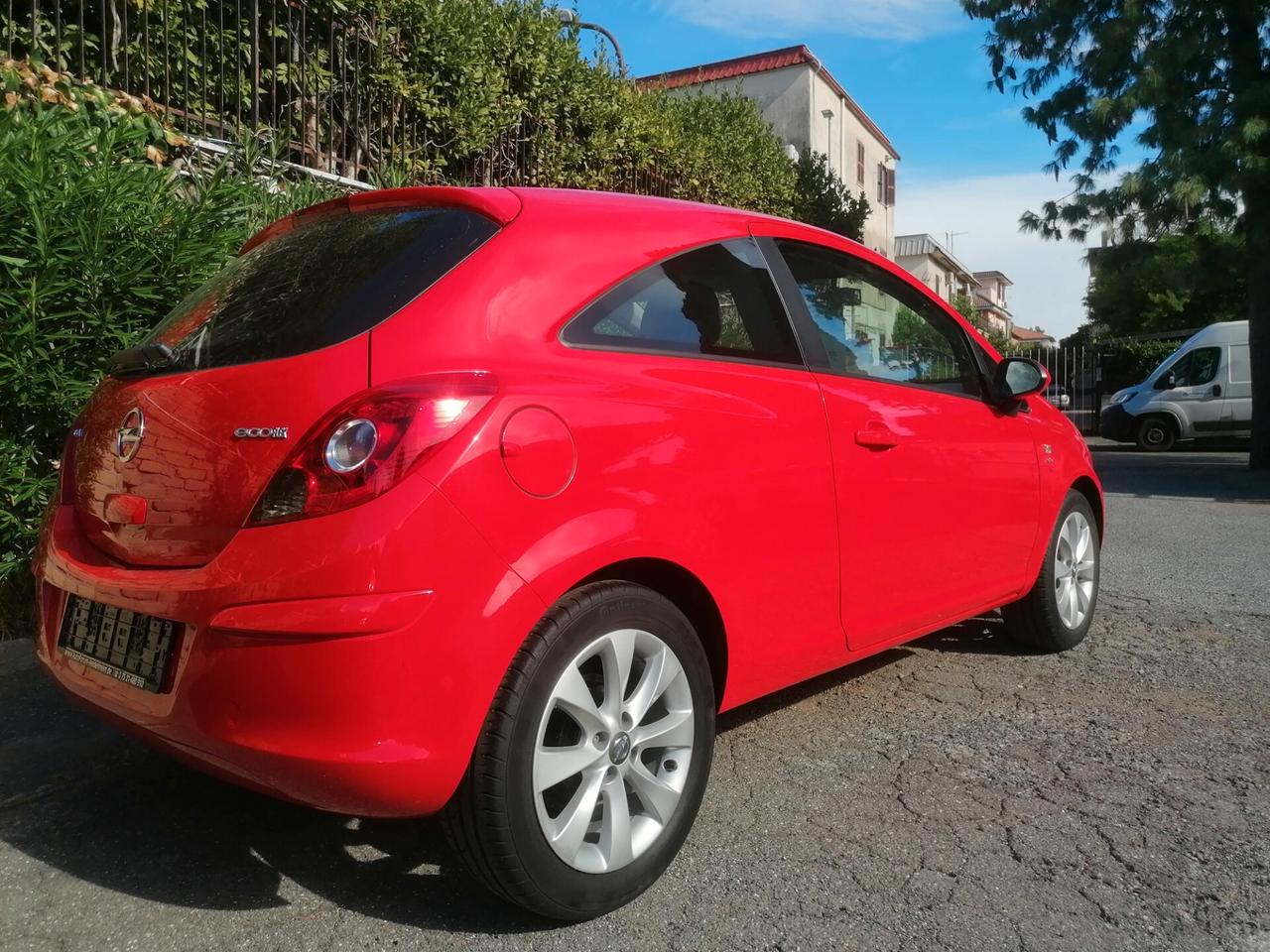 Opel Corsa 1.0 12V 5 porte Edition
