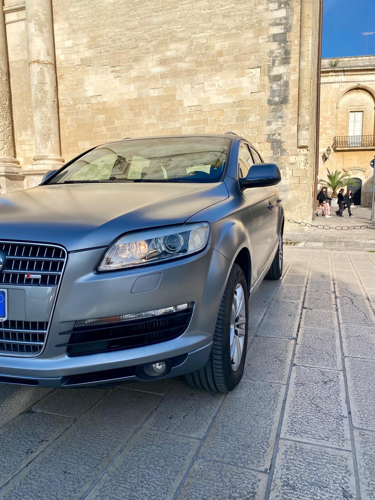 Audi Q7 3.0 V6 TDI 233CV quattro tiptronic
