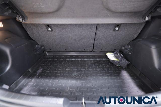 TOYOTA Yaris 1.5 HYBRIX 5 PORTE ACTIVE NEOPATENTATI