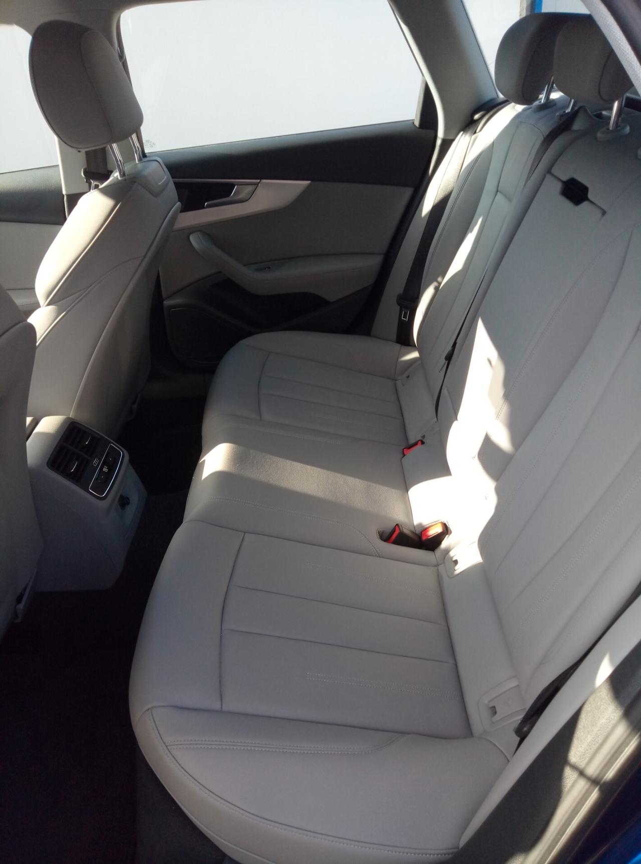 Audi A4 allroad 40 TDI 204 CV S tronic Business Evolution Quattro