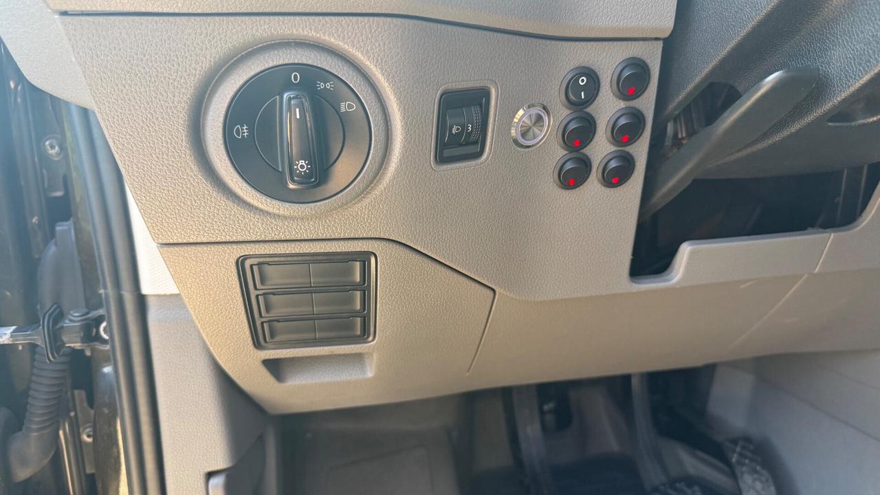 Volkswagen Crafter 35 2.0 TDI 177CV PL-TA